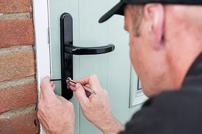 Super Locksmith Services Enfield, CT 860-352-0735 Super Locksmith Services Enfield, CT 860-352-0735 - 29-2