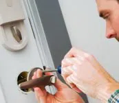 Super Locksmith Services Enfield, CT 860-352-0735 Super Locksmith Services Enfield, CT 860-352-0735 - 29-6